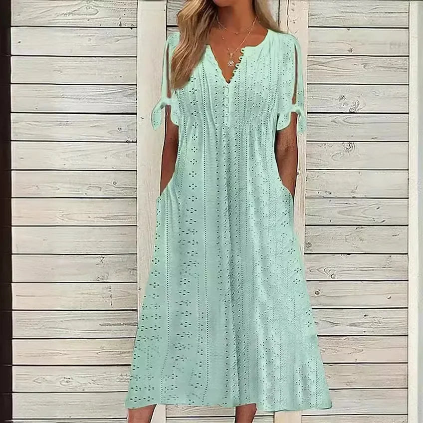 Encante- se com o Vestido de Renda Luísa - Perfeito para dias quentes, encontros especiais ou passeios ao ar livre