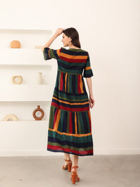 Vestido listrado Bianca- Elegância e charme em cada detalhe