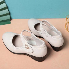 Sandália Ortopédica Feminina - Manuella- Descubra o equilíbrio perfeito entre estilo e conforto +Frete Grátis