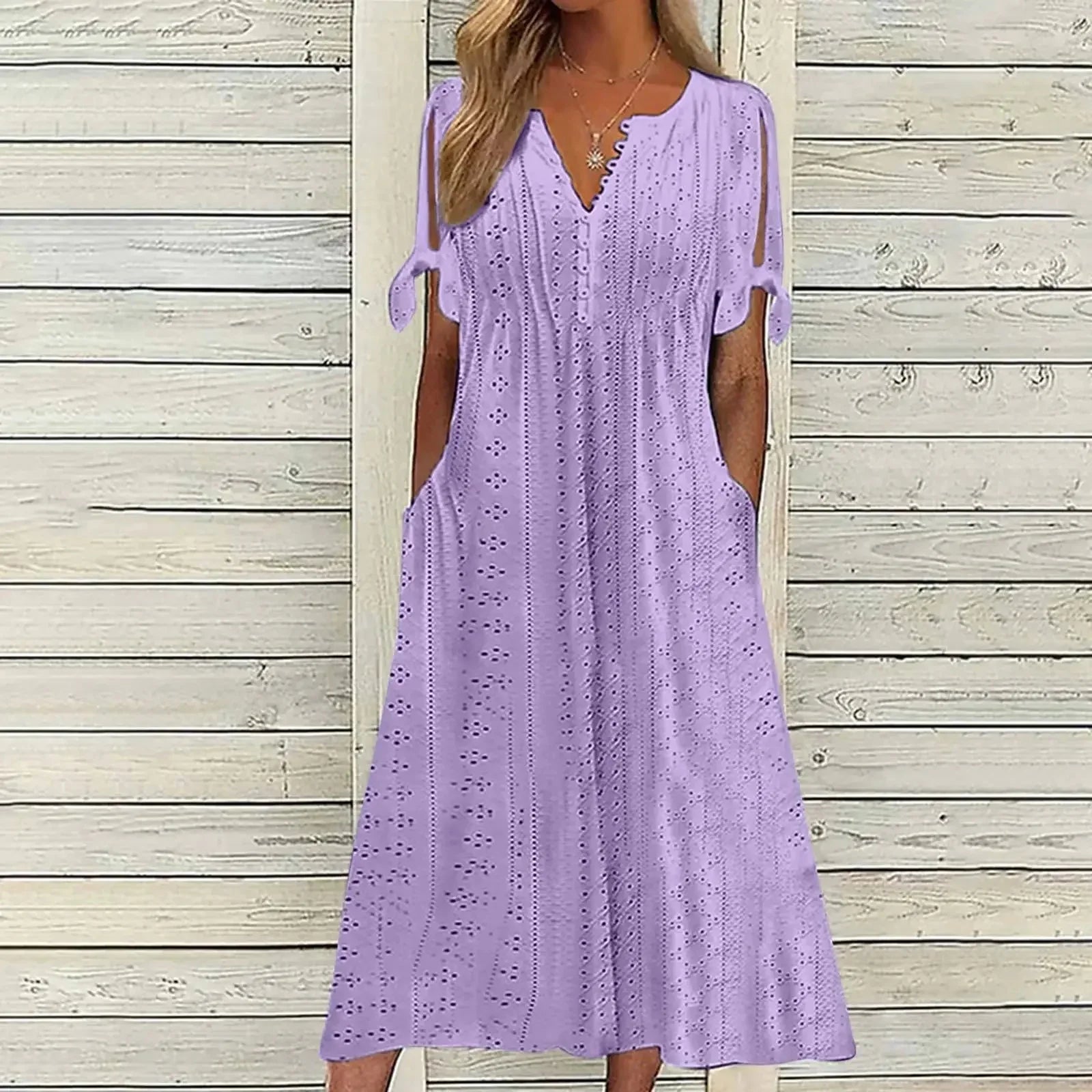 Vestido de Renda Luísa - Perfeito para dias quentes, encontros especiais ou passeios ao ar livre. (Verão 2026)