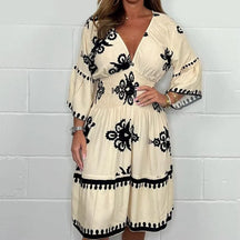 Vestido Mariana Midi Estampado- Perfeito para um visual elegante e versátil!