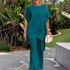 Conjunto Letícia- Blusa com Sobreposição e Calça Minimalista