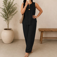 Conjunto Yasmin- Blusa Abertura Frontal com Decote e Calça Pantalona