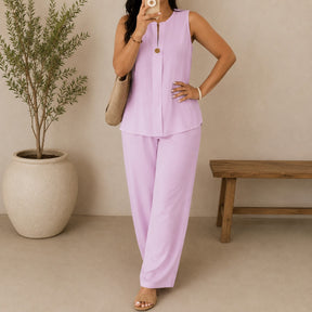 Conjunto Yasmin- Blusa Abertura Frontal com Decote e Calça Pantalona